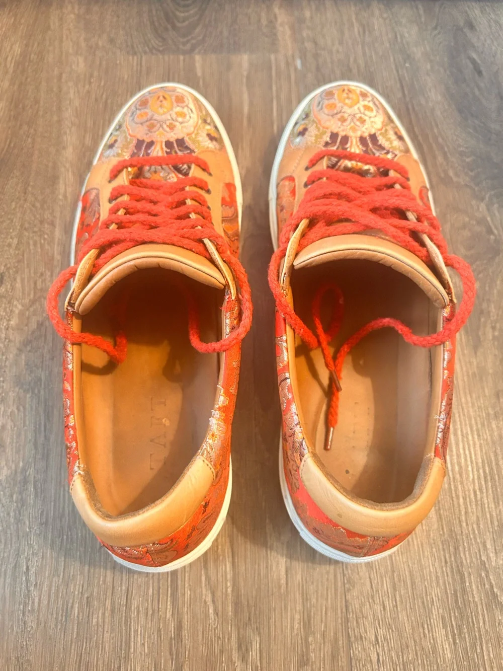 Taft Mens Size 43 Red Paisley Handcrafted Leather Water-repellent Sneakers Spain